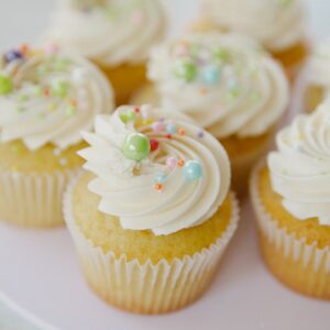 True Vanilla Buttercream Cupcakes